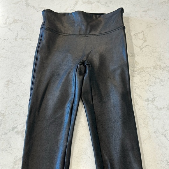 SPANX Faux Leather Leggings XS Tall Black Pants - Picture 4 of 15